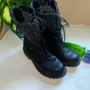 TORRID Ladies Size 11 Boots- Black
